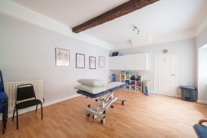 Clinic rooms for rent